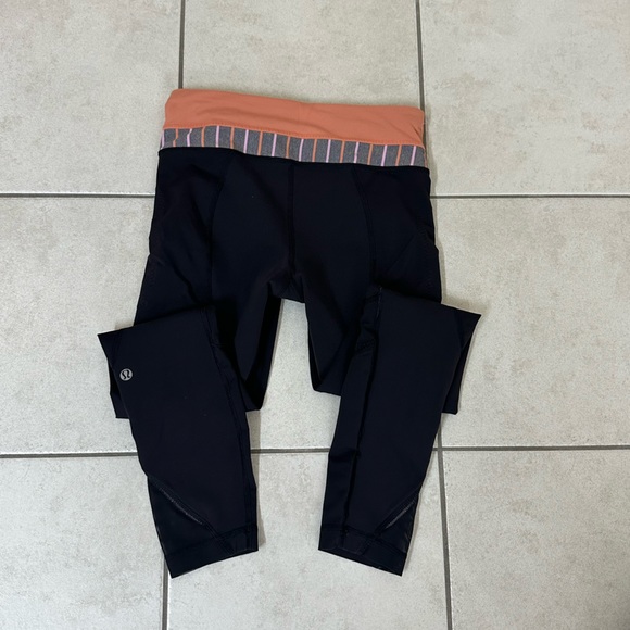 Lululemon Inspire Tight II (Mesh) Size 4 - Picture 7 of 11